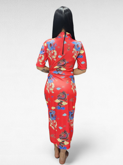 Dama Asiática Vestido Rojo