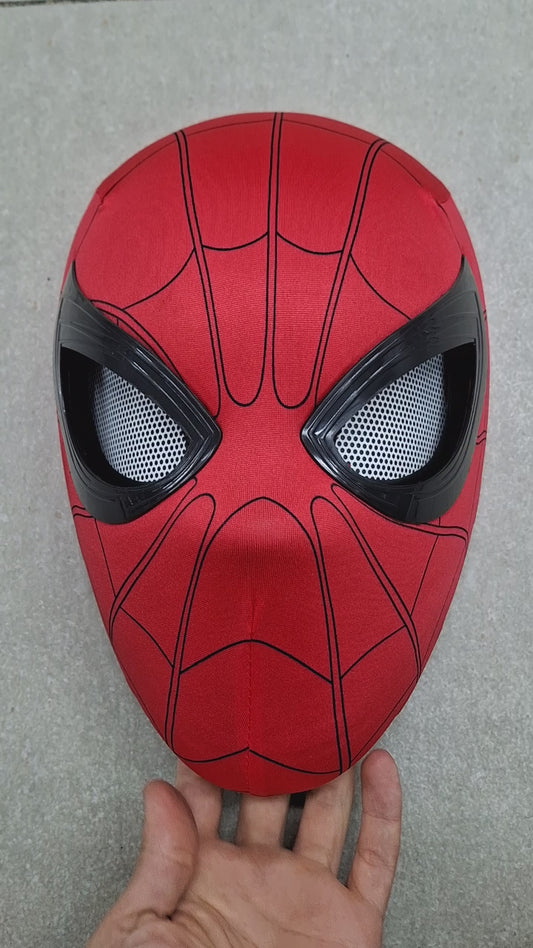 Máscara spider-man ( mecanismo en la barbilla para abrir y cerrar los ojos )