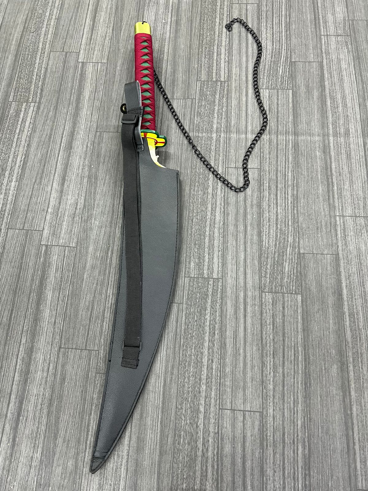 Katana en acero con funda - Tengen Uzui